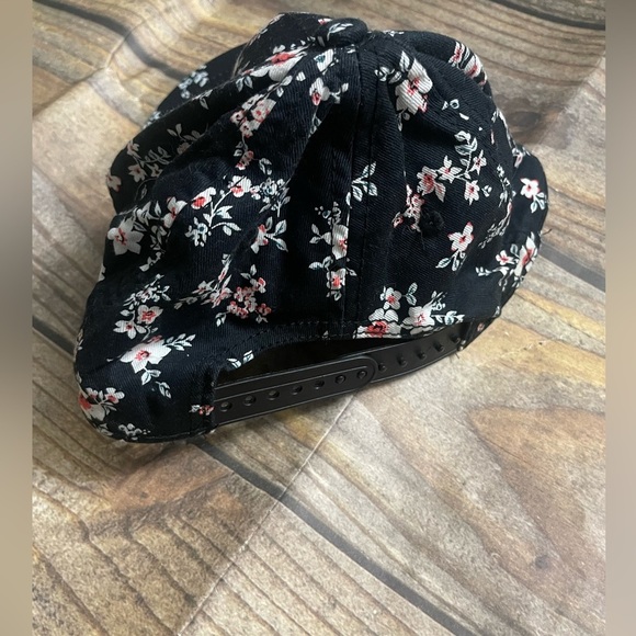 No Fake Hat - Picture 2 of 3